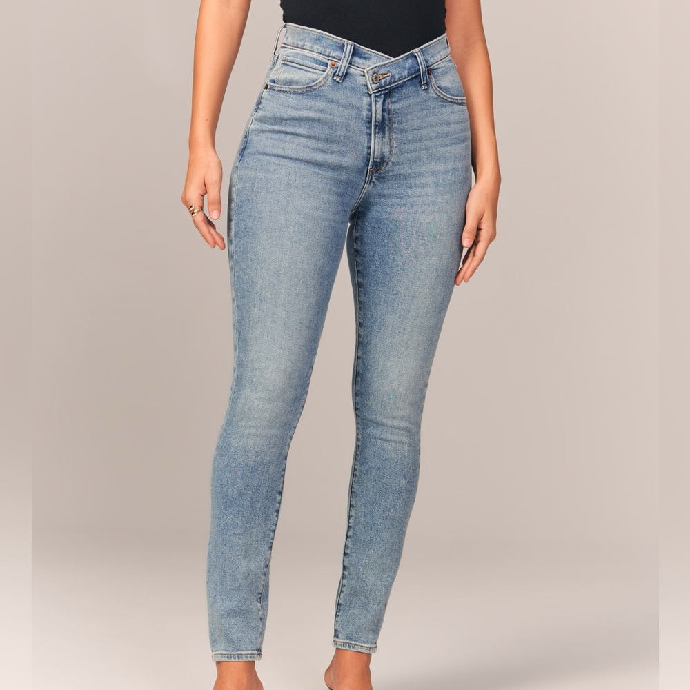 Abercrombie & Fitch Curve Love High Rise Super Skinny Ankle Jean